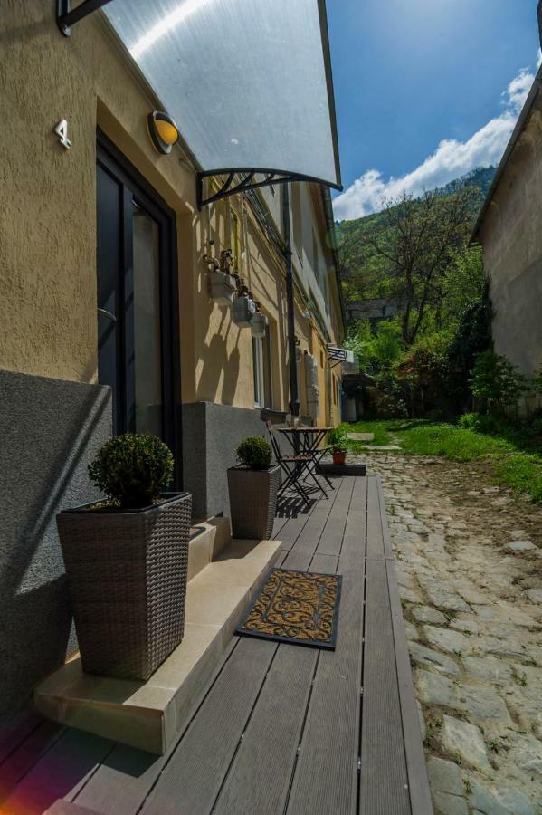Uptown Studio Brasov Bagian luar foto